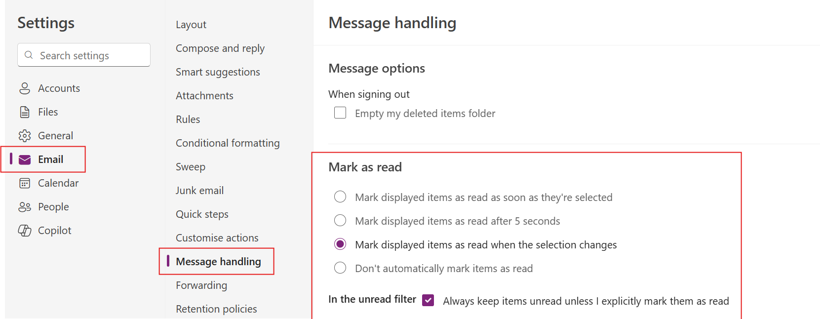 Outlook settings showing “Mark as read” options under Message handling, with “mark as read when selection changes” selected.