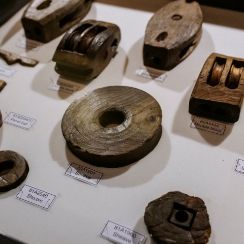 02/02/2022.UoP History trip to the Mary Rose Museum ..All Rights Reserved - Helen Yates- T: +44 (0)7790805960.Local copyright law applies to all print & online usage. Fees charged will comply with standard space rates and usage for that country, region or state.