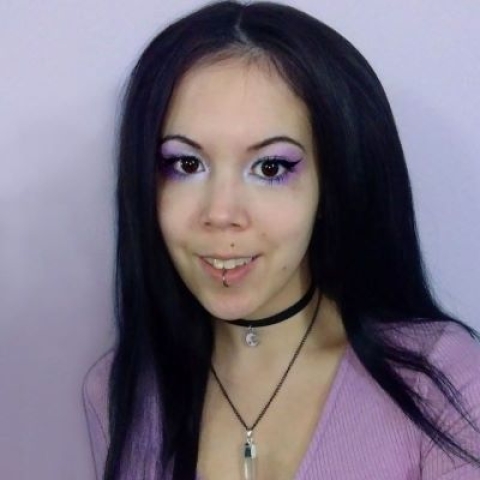 Headshot of Jennie