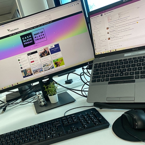 Paris' desk