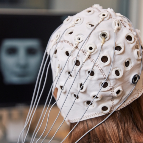 Person performing a test using an EEG