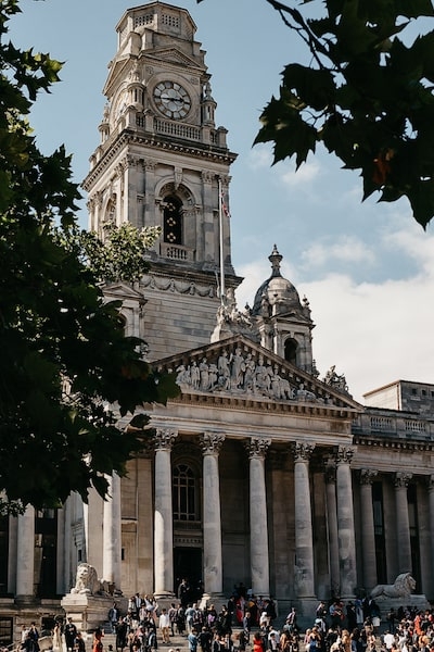 Image of Portsmouth Guildhall