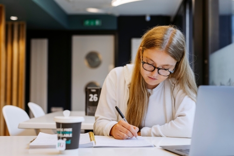 Student B Roll / Clearing