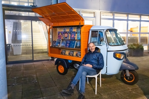 Library tuk tuk with books