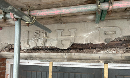 Broken lintel 