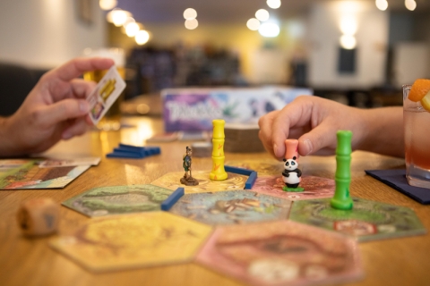 City Guide: Dice Board Game Lounge