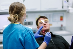 15/12/21.Homeless people receive dental treatment ..All Rights Reserved - Helen Yates- T: +44 (0)7790805960.Local copyright law applies to all print & online usage. Fees charged will comply with standard space rates and usage for that country, region or state.