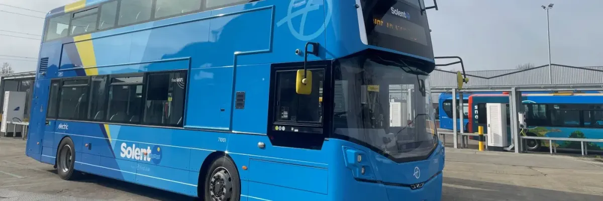 Bus electric First Bus