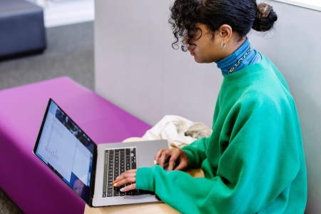 12/05/2021.University of Portsmouth - B Roll - Day One..All Rights Reserved - Helen Yates- T: +44 (0)7790805960.Local copyright law applies to all print & online usage. Fees charged will comply with standard space rates and usage for that country, region or state.