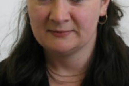 Louise Caine photo