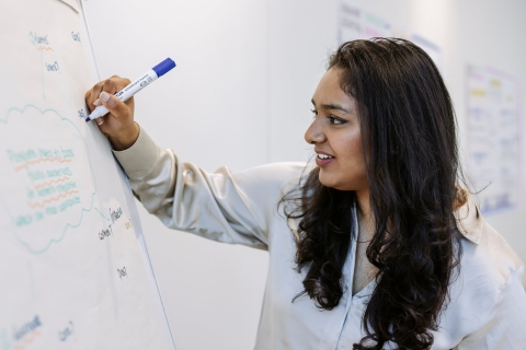 ** To only be used in relation to SEKE/Innovation Connect for Amy Doyle, Courtney Elkins, Rebecca Mott, Leah Lewis, Lynda Povey, Carley Elkins, Eilish Gorse and Jaimes Harrington. **
- 15/06/2022.SEKE - University of Portsmouth ..All Rights Reserved - Helen Yates- T: +44 (0)7790805960.Local copyright law applies to all print & online usage. Fees charged will comply with standard space rates and usage for that country, region or state.